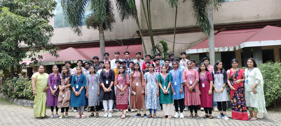 INDUSTRIAL VISIT TO TECHNOPARK BY THE DEPARTMENT OF INFORMATION TECHNOLOGY
